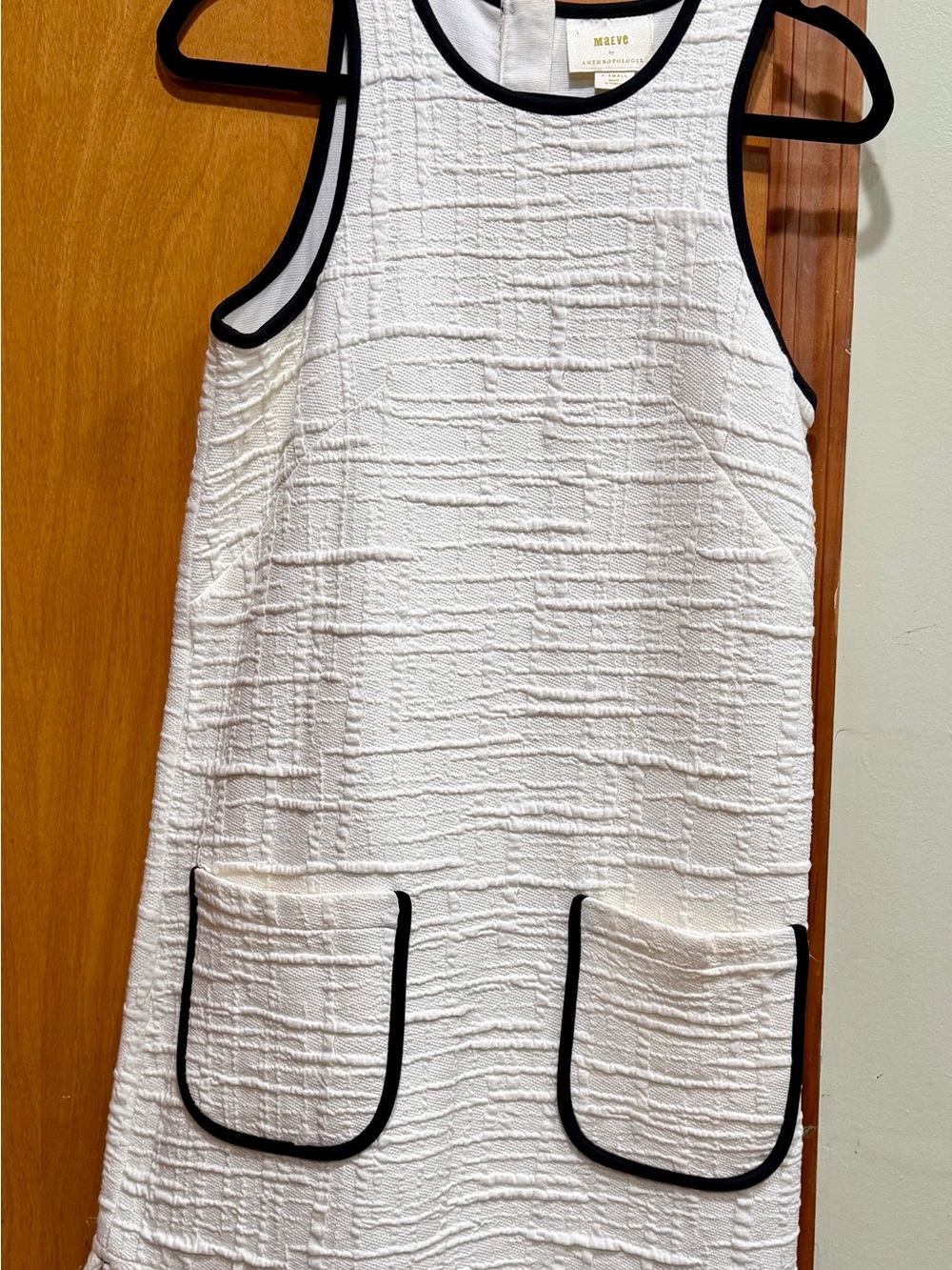 Maeve White Textured Sleeveless Shift with Black Piping